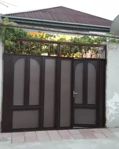Yard House, Villa For Sale