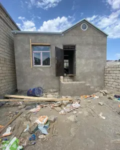 Yard House, Villa For Sale