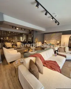 Digər Kommersiya Əmlakı Kirayə verilir