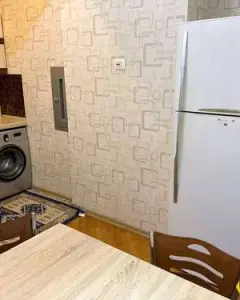 Дом с садом, Вилла Сдаётся