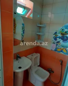 Дом с садом, Вилла Сдаётся