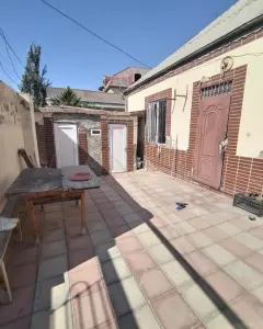 Дом с садом, Вилла Продаётся