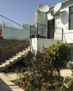 Дом с садом, Вилла Продаётся