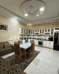 Дом с садом, Вилла Продаётся