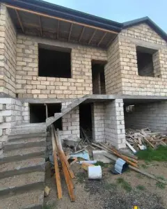 Дом с садом, Вилла Продаётся