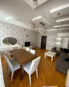 Mənzil Kirayə verilir