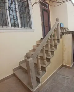 Yard House, Villa For Sale