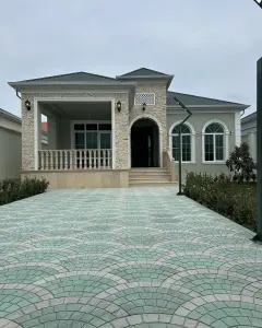 Yard House, Villa For Sale