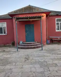 Yard House, Villa For Sale