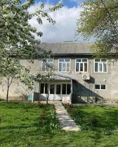 Дом с садом, Вилла Продаётся