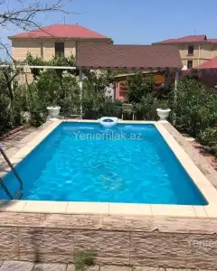 Yard House, Villa For Rent