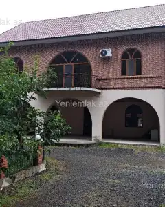 Yard House, Villa For Sale