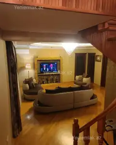 Дом с садом, Вилла Продаётся