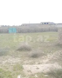 18 sot torpaq sahəsi, Pirşağı q...