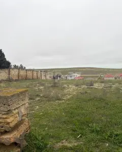 4 sot torpaq sahəsi, Novxanı qəs...