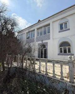 Дом с садом, Вилла Продаётся