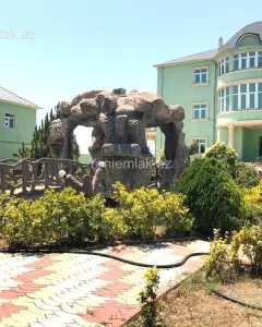 House with Garden, Villa For Sale