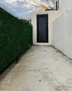 House with Garden, Villa For Sale