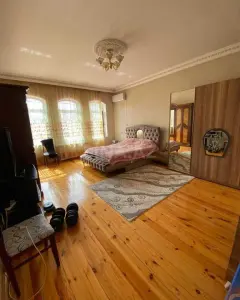 House with Garden, Villa For Sale