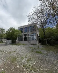 House with Garden, Villa For Rent