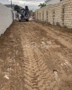 2 sot torpaq sahəsi, Novxanı qəs...