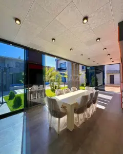 House with Garden, Villa For Sale