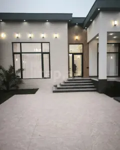 House with Garden, Villa For Sale