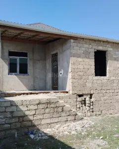 House with Garden, Villa For Sale